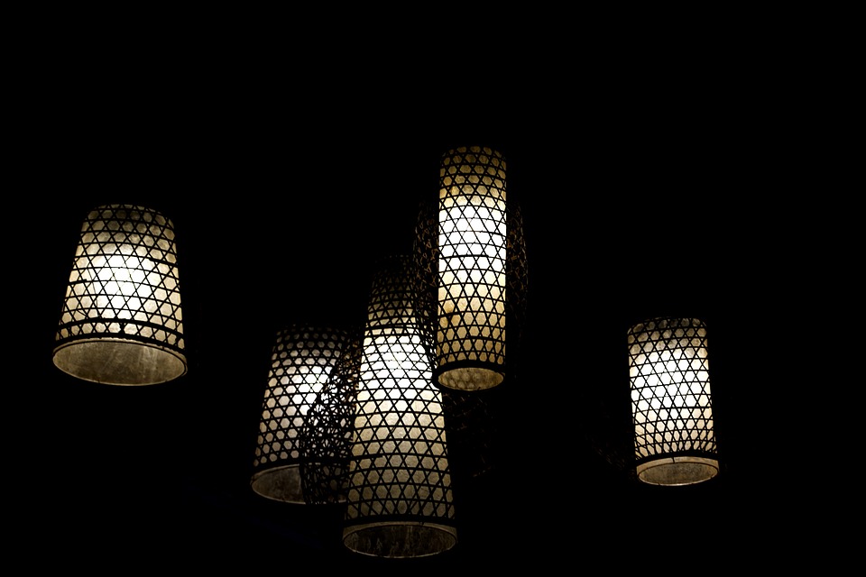 Stylové lampičky jsou krásné.